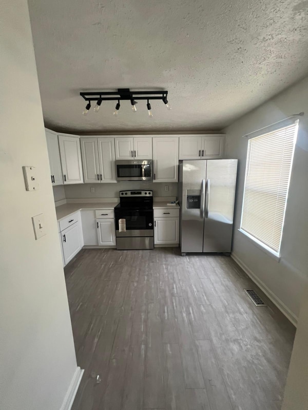 Building Photo - 5252 Daventry Terrace