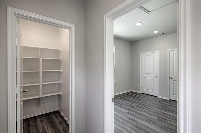 Foto del edificio - 11634 Vistawood St