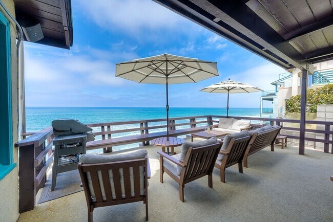 Foto del edificio - 1745 S Pacific St