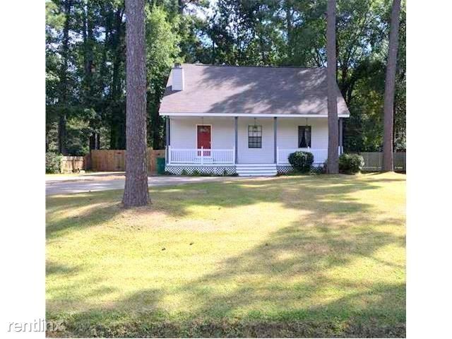 Primary Photo - 821 Willow Oak Ln