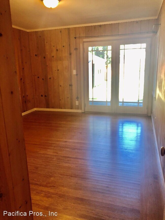Building Photo - 3 br, 1.5 bath House - 730 41st Street