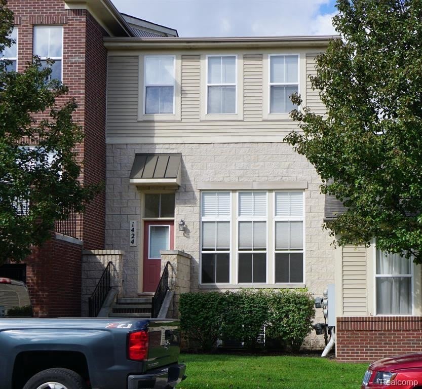 1424 Hillcrest Dr, Waterford Township, MI 48327 Condo for Rent in