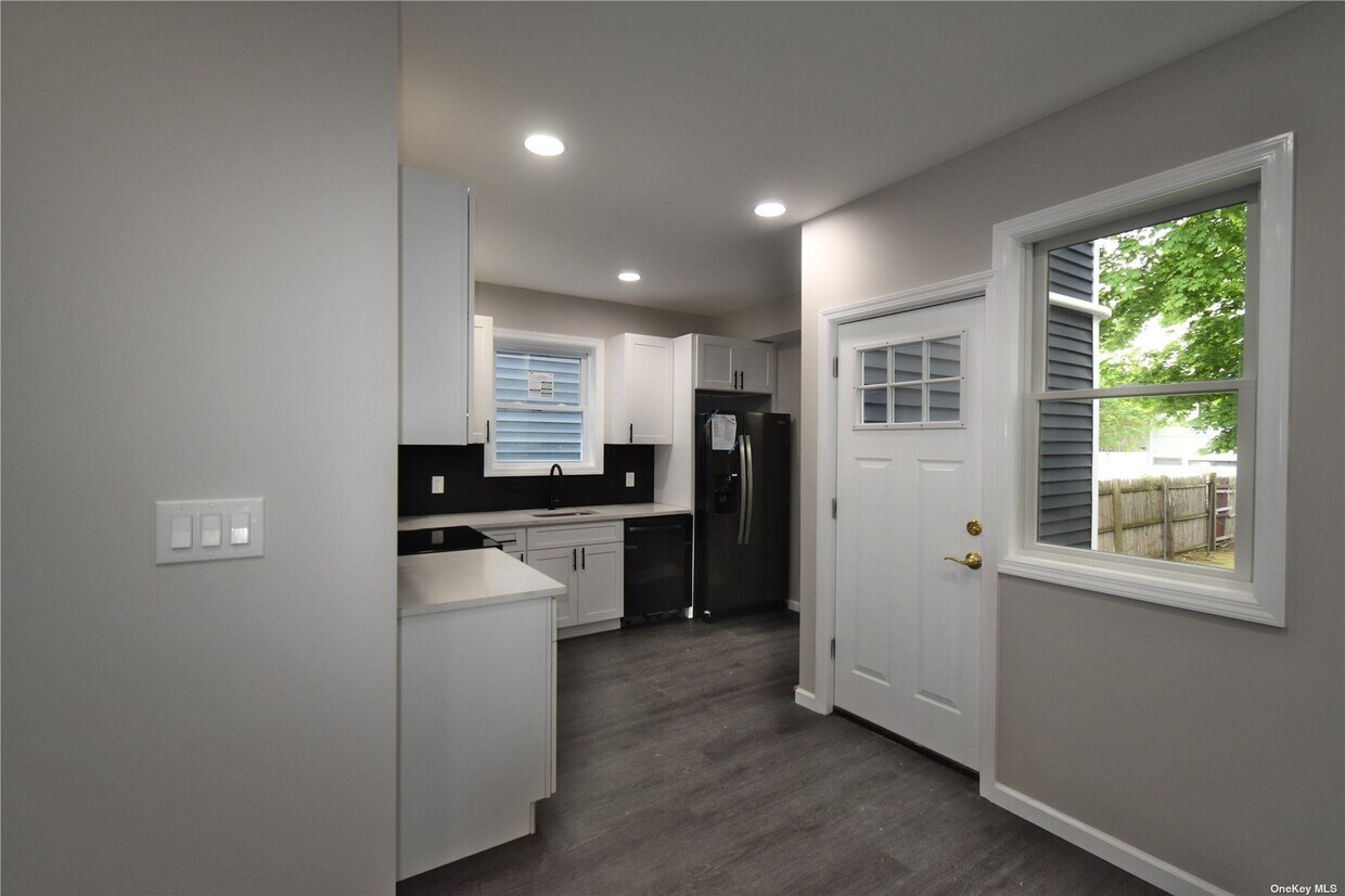 Foto principal - 108-46 153rd St
