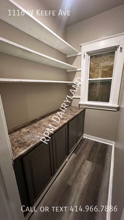 Foto del edificio - 1116 W Keefe Ave