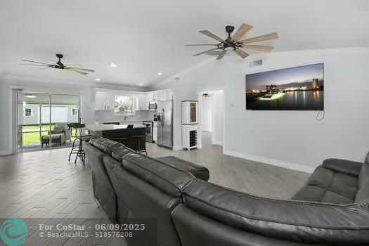 Foto del edificio - 6159 SE Poinciana Ln