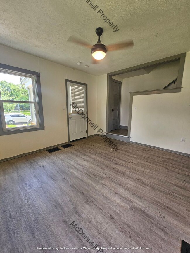 Building Photo - 316 S Elmwood Ave