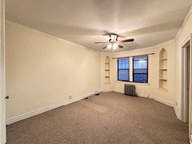 Foto del edificio - 4834 N Damen Ave