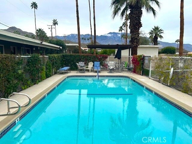 Foto del edificio - 37111 Cathedral Canyon Dr