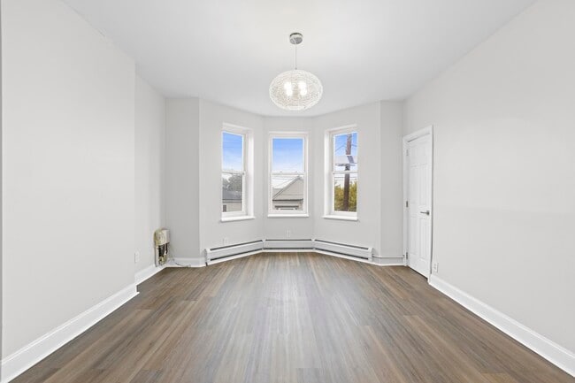 Building Photo - 544 Liberty Ave