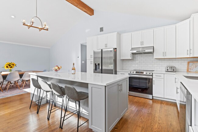 Kitchen - 300 Marion Ln