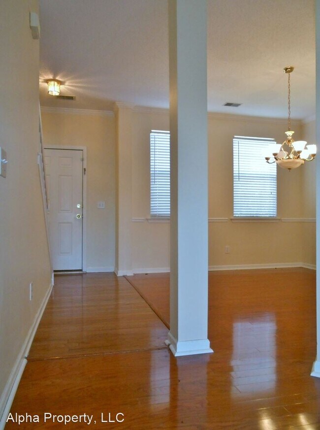 Foto del edificio - 4 br, 2.5 bath House - 305 Park Grove Dr