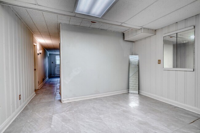 Building Photo - 1207 St Andrews Way