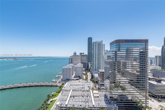Building Photo - 475 Brickell Ave