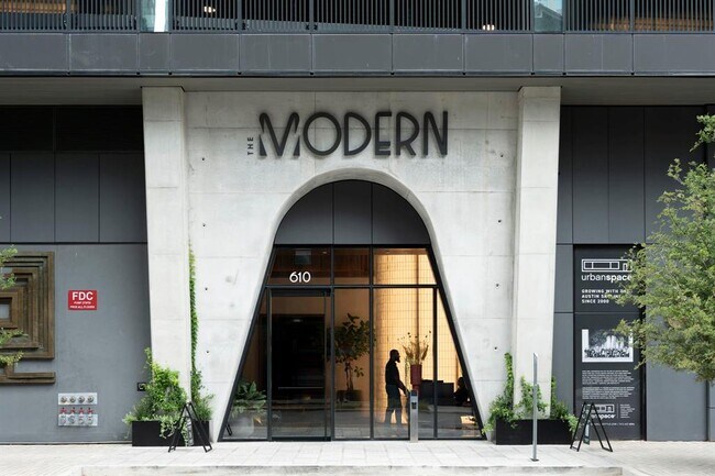 Foto del edificio - 610 Davis St