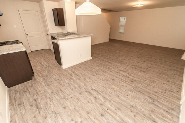 Building Photo - 8319 Tesoro Hills