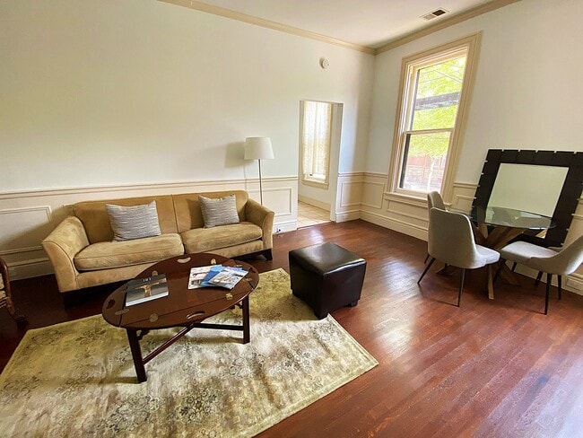 Living room - 300 Robert St