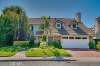 Building Photo - 6049 Rustling Oaks Dr