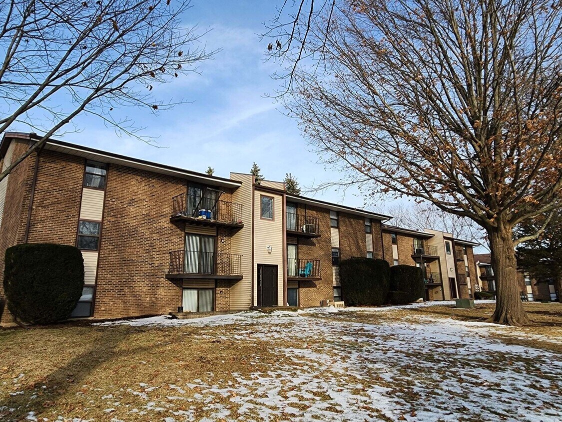 Cherryvale Apartments 76207640 N Cherryvale Blvd Cherry Valley, IL