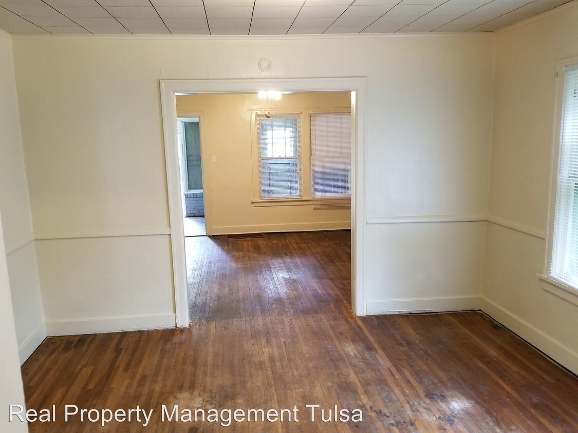 Primary Photo - 2 br, 1 bath House - 2431 North Boston Ave