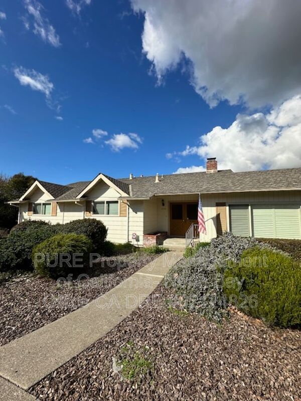 Primary Photo - 3725 Evergreen Rd