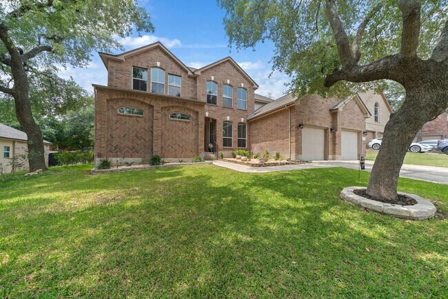 Foto del edificio - Stunning Home with Pool Now Available in t...