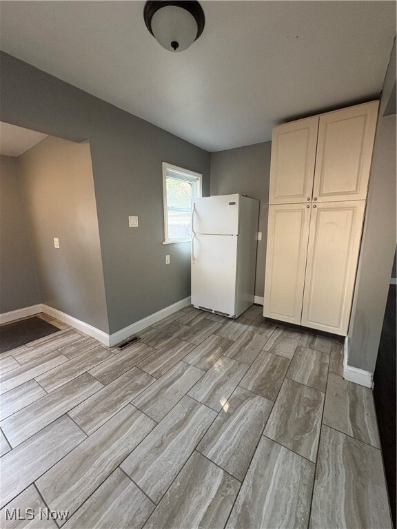 5715 Southern Blvd Youngstown, OH 44512 – photo 4