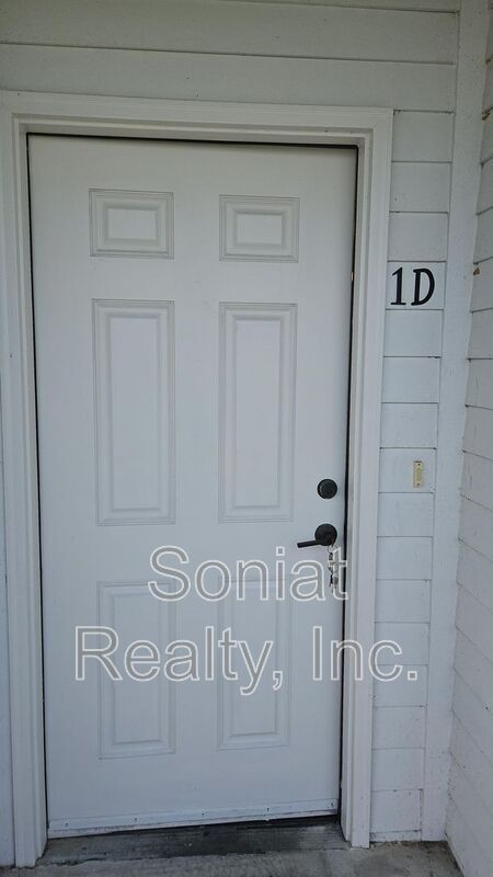 Building Photo - 4504 Pontchartrain Dr