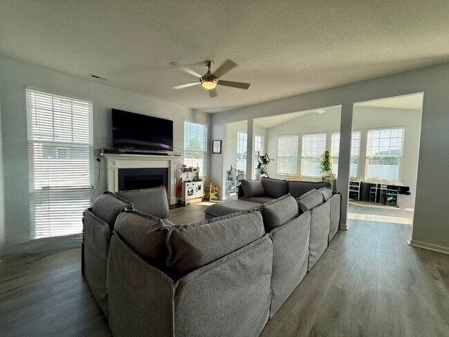 Foto del edificio - 937 Arrowleaf Way
