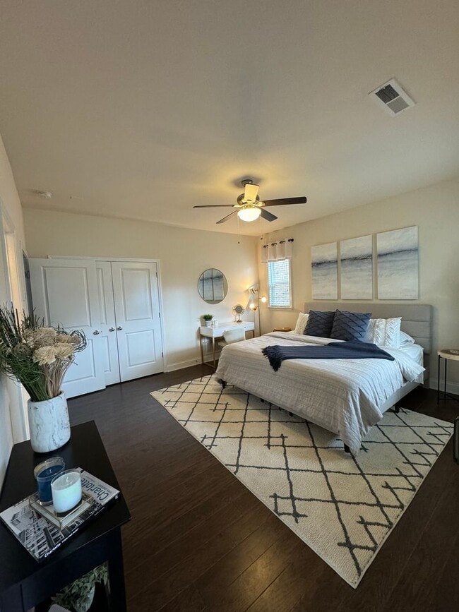 Building Photo - For Lease - Luxury Sedgefield Duet Townhom...