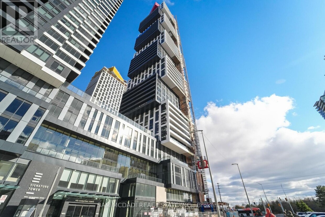 Primary Photo - 4015 The Exchange