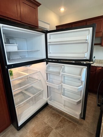 Foto del edificio - 48 Columbia Rd