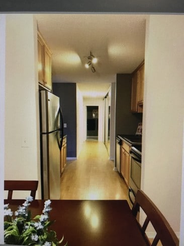 kitchen hall - 4130 Rahn Rd
