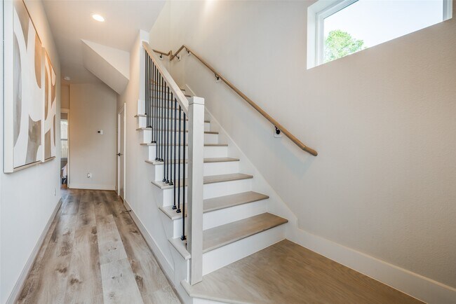 Foto del edificio - 6522 Old Olive Tree Dr