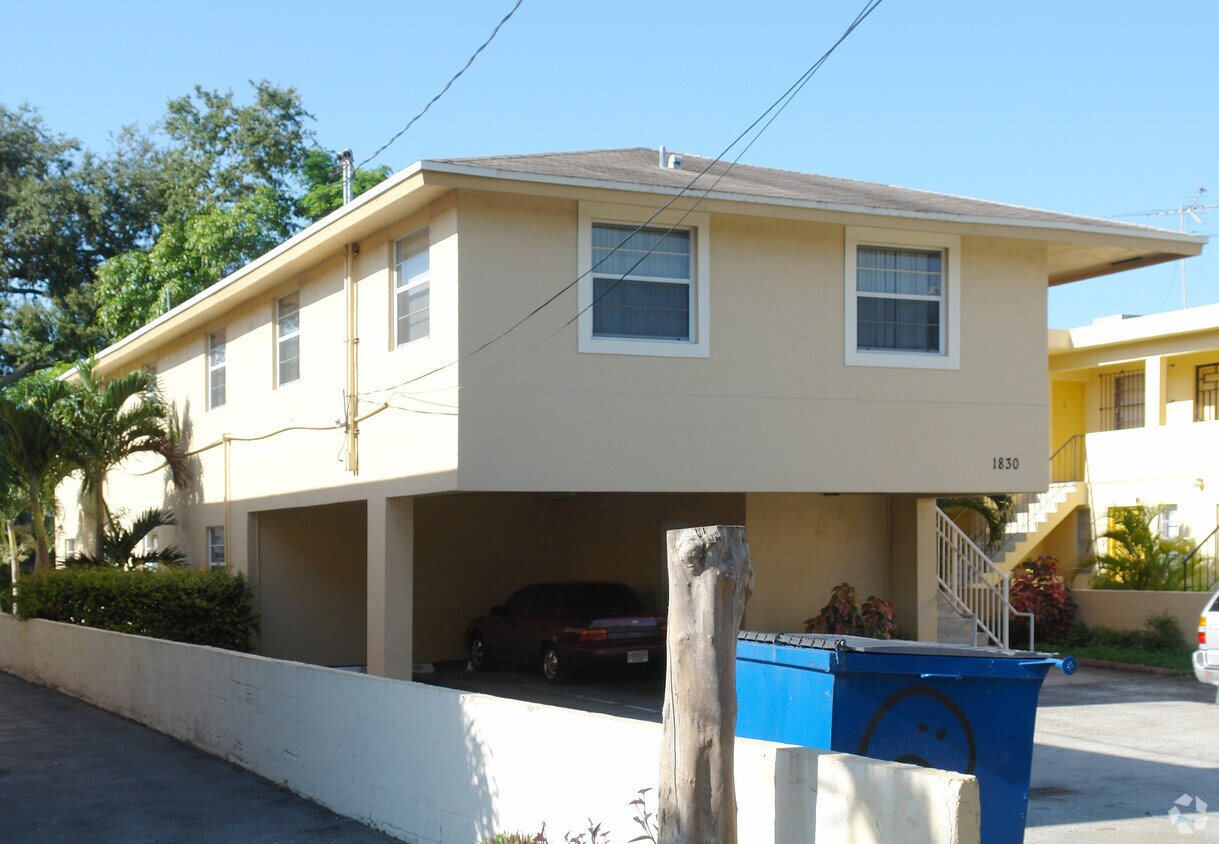 Building Photo - 1830 SW 4th St