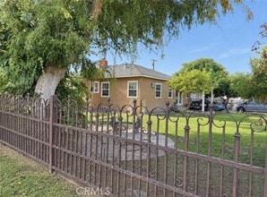 Building Photo - 10204 Sherrill St