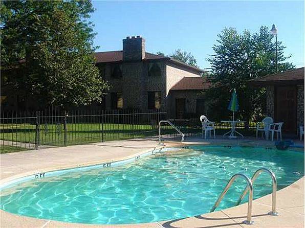 Front view - 120 Ellicott Creek Rd