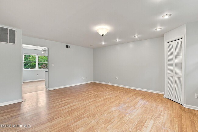 Foto del edificio - 1334 Sabrina Ct