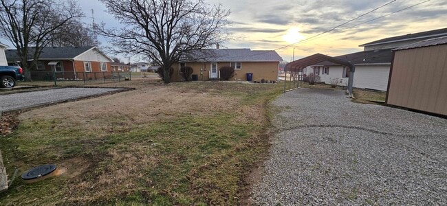 Foto del edificio - 107 N 2nd Ave