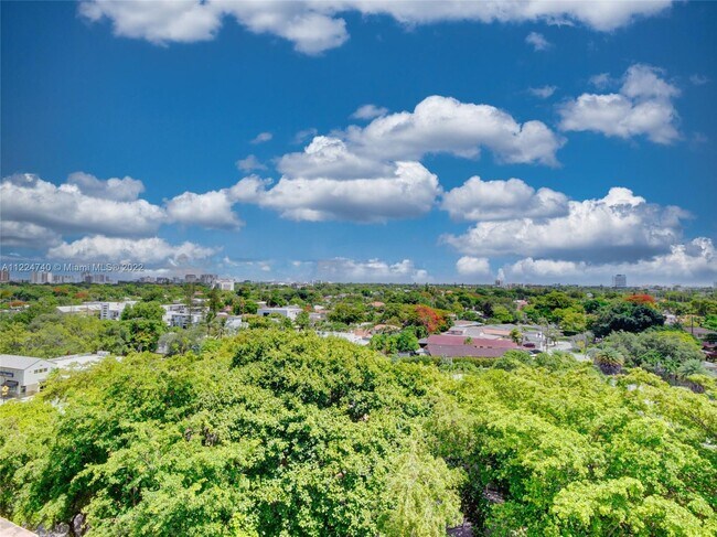 Building Photo - 3000 Coral Way