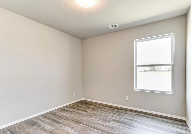 Building Photo - 4 Bed 2 Bath New Construction Home in Bixby