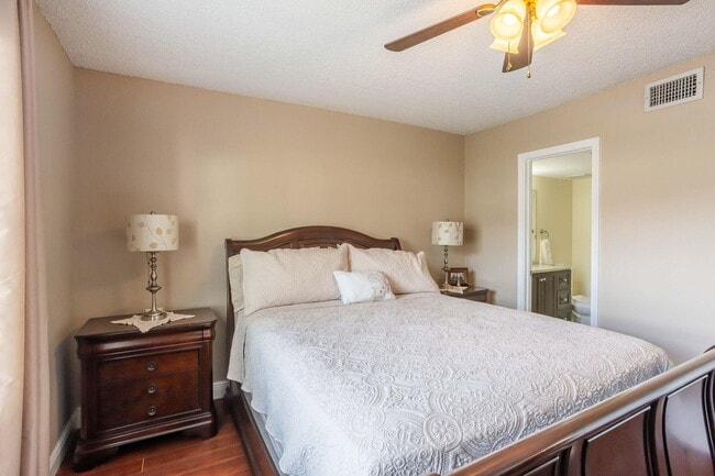 Foto del edificio - 2423 NW 89th Dr