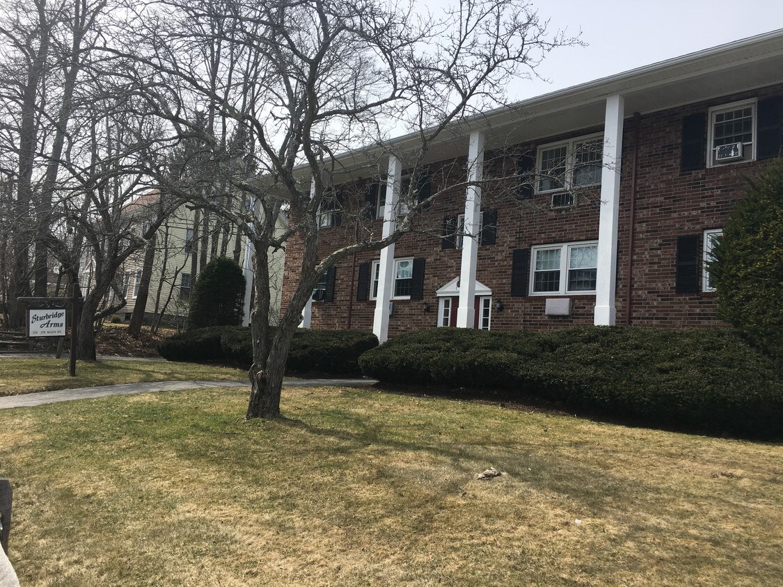 175 Main St, North Andover, MA 01845 Condo for Rent in North Andover