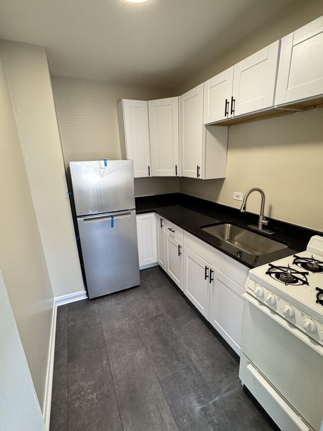 Interior Photo - 7220