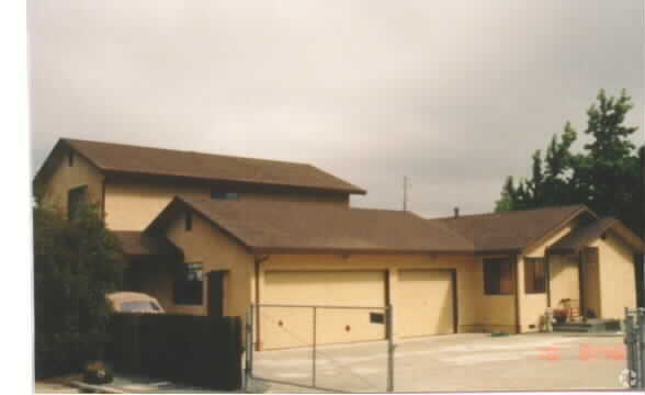 Primary Photo - 4 Werner Ct