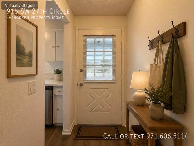Foto del edificio - 915 SW 27th Cir