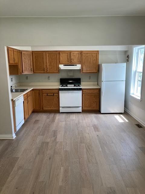 Building Photo - 136 Highland Ave