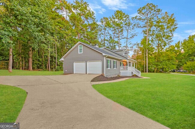 Building Photo - 170 Brookwood Estates Trail