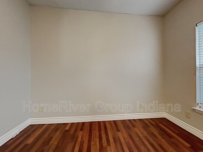 Building Photo - 10428 Carlise Way