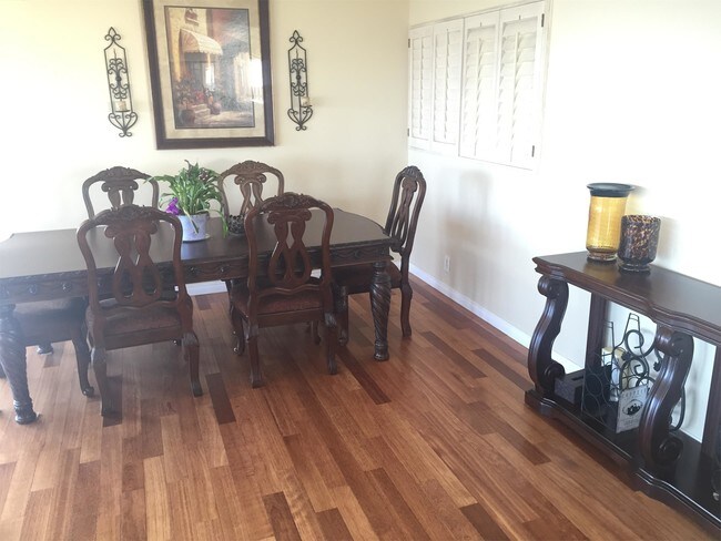 Building Photo - 3477 Newridge Dr