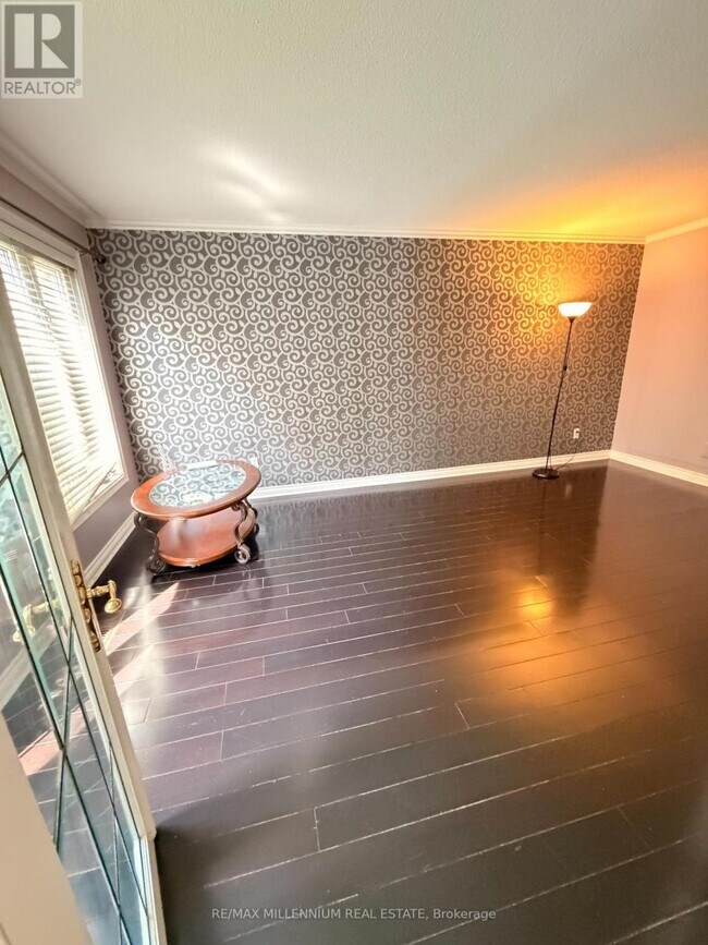 Building Photo - 3501 Kingbird Ct